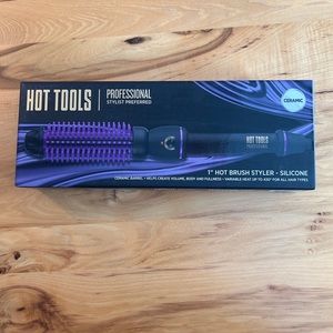 Hot Tools 1” silicone hot brush